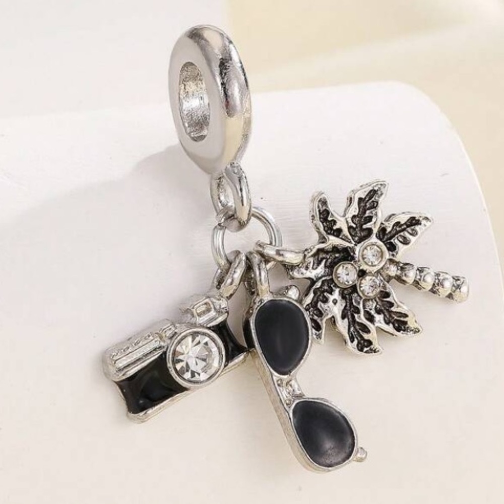 Charm- Charm for Bracelet,   Camera & Sunglasses & Coconut Tree Shaped Beads nwt